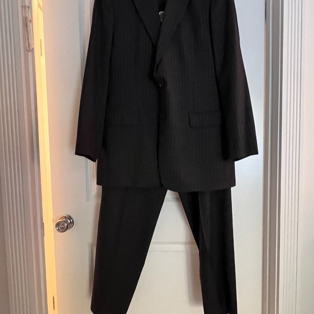 Brooks Brothers 346 Charcoal Gray Pinstriped Suit - Picture 3 of 8